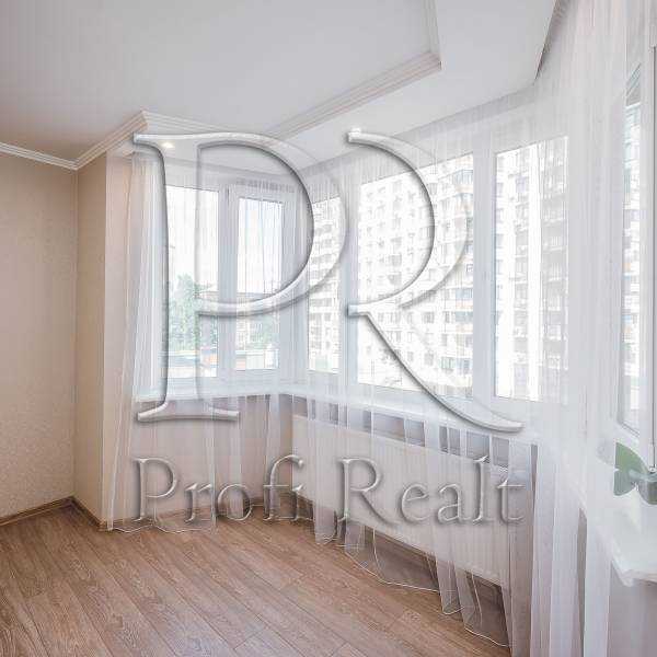 Продаж 3-кімнатної квартири 117 м², Ломоносова вул., 73-79