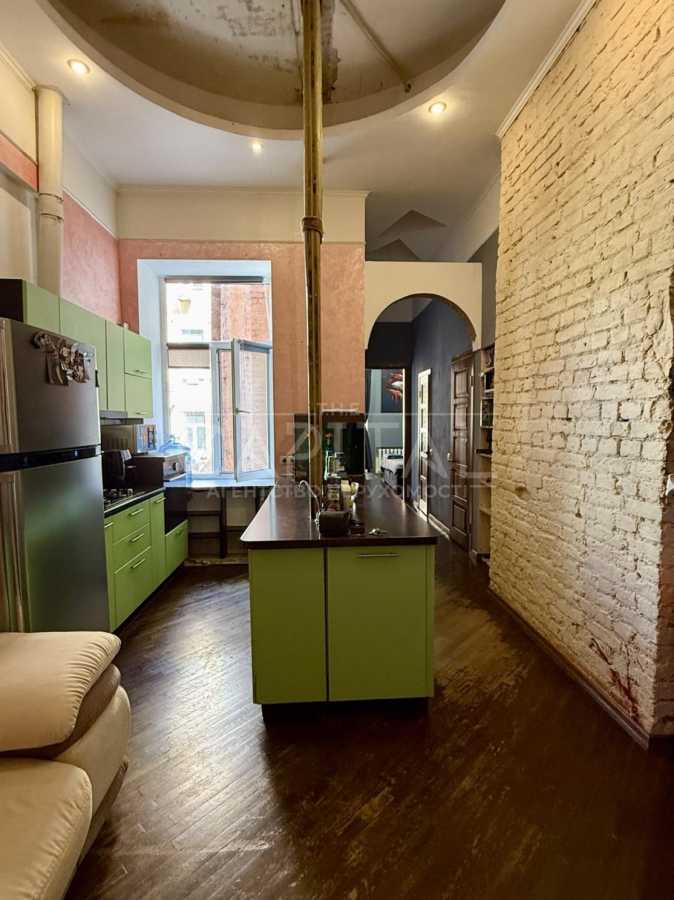 Продаж 2-кімнатної квартири 42.6 м², Саксаганського вул., 12
