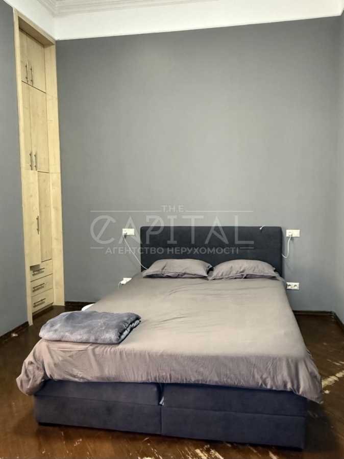 Продаж 2-кімнатної квартири 42.6 м², Саксаганського вул., 12