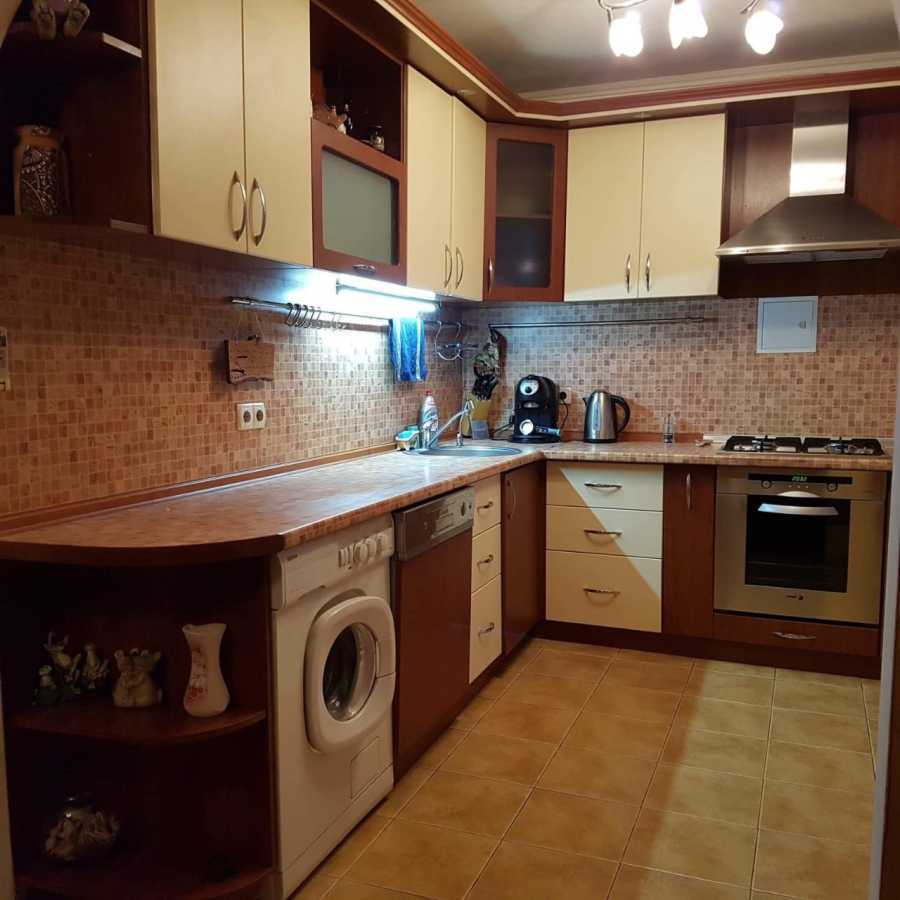 Продаж 3-кімнатної квартири 70 м², Андрія Малишко вул., 15