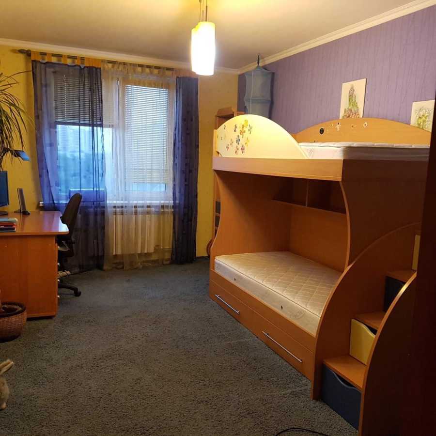 Продаж 3-кімнатної квартири 70 м², Андрія Малишко вул., 15