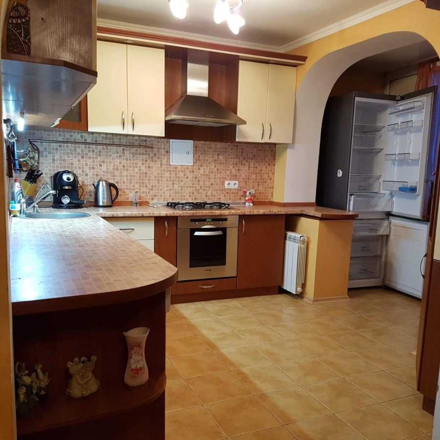 Продаж 3-кімнатної квартири 70 м², Андрія Малишко вул., 15