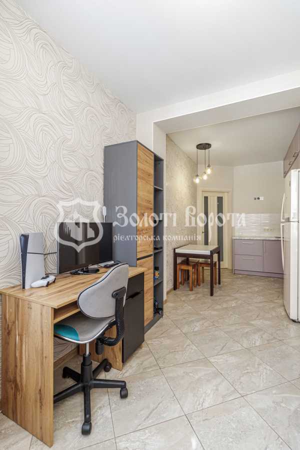 Продажа 1-комнатной квартиры 41 м², Миру, 6