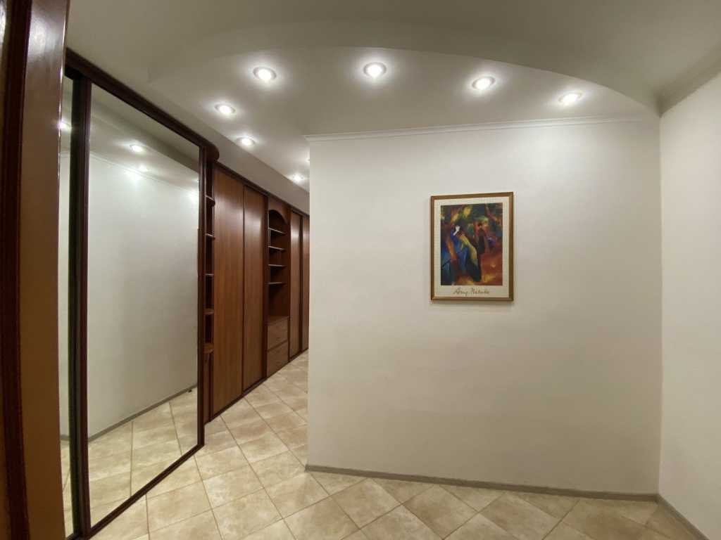 Продажа 2-комнатной квартиры 74 м², Маршала Тимошенко ул., 29
