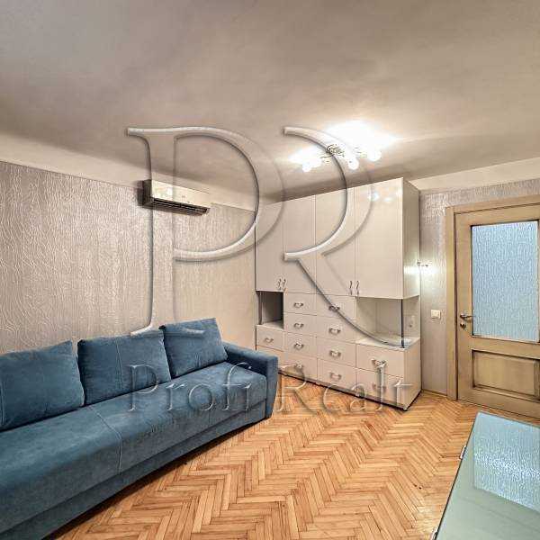 Продаж 2-кімнатної квартири 49 м², Голосіївський просп., 108к3