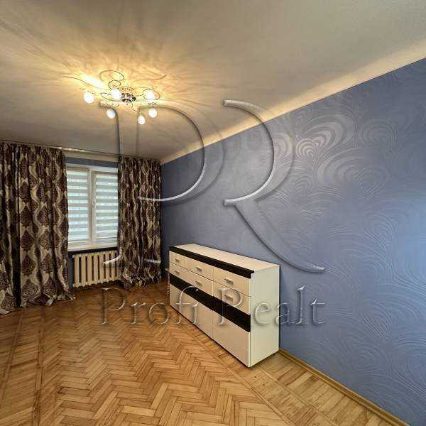 Продаж 2-кімнатної квартири 49 м², Голосіївський просп., 108к3