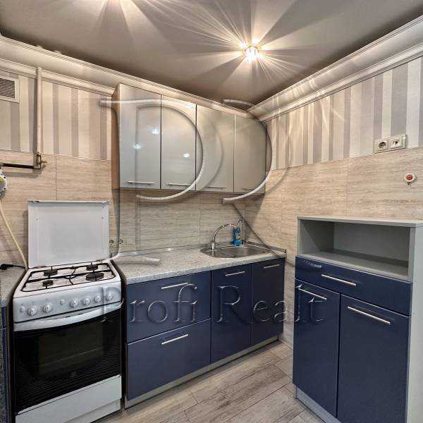 Продаж 2-кімнатної квартири 49 м², Голосіївський просп., 108к3