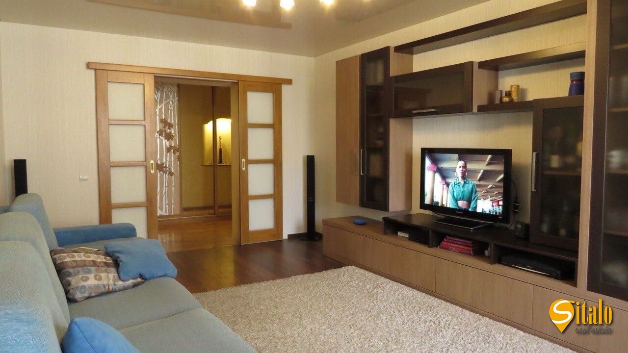 Продаж 3-кімнатної квартири 93 м², Урлівська вул., 8