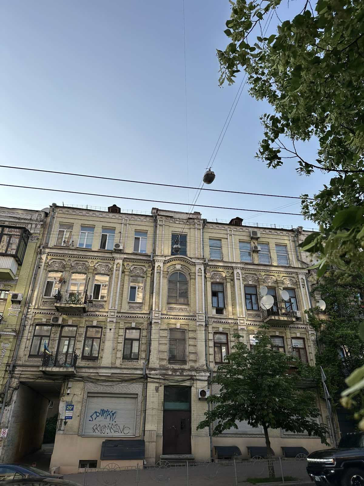 Продажа 3-комнатной квартиры 87.3 м², Симона Петлюры ул., 20