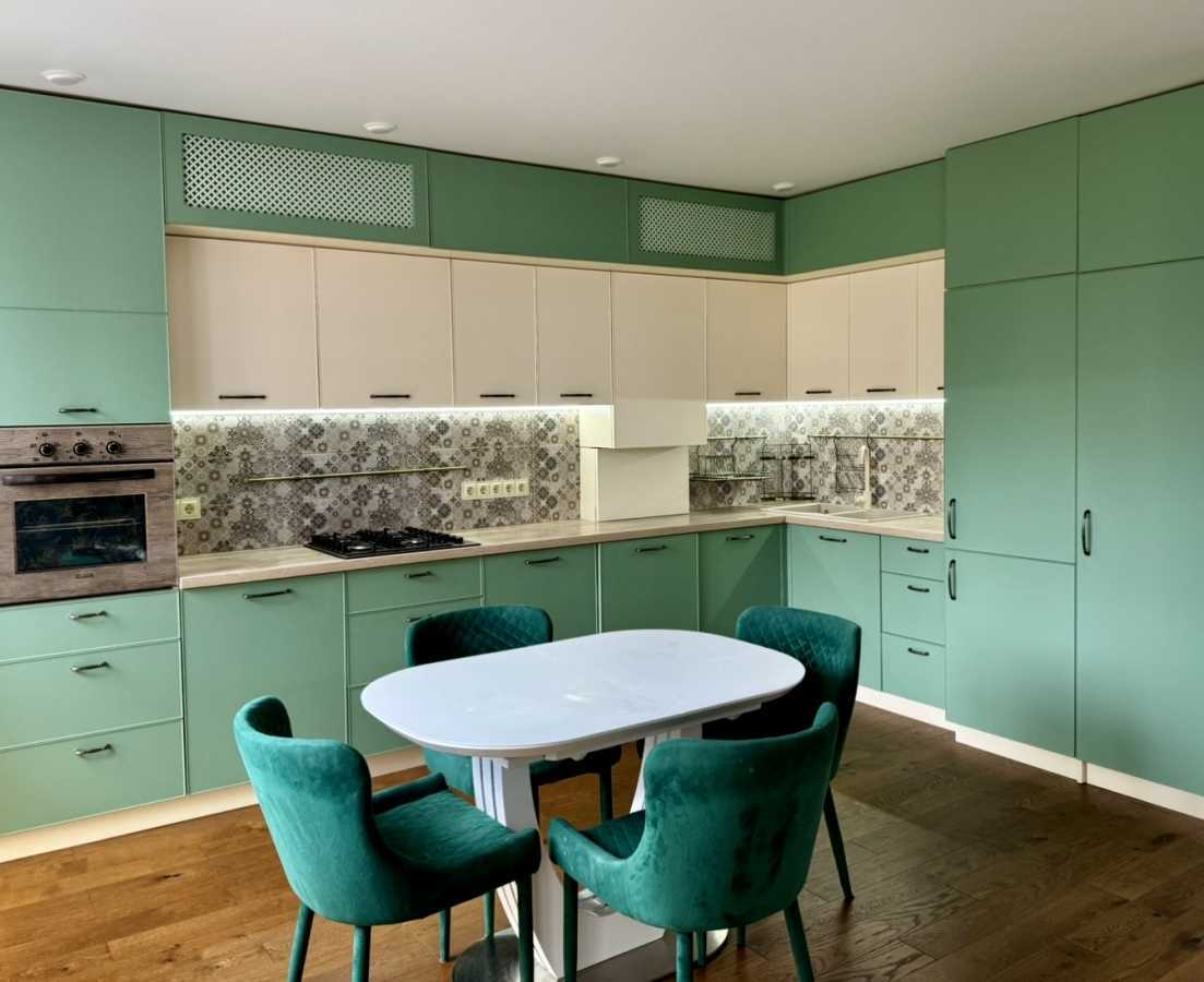 Продаж 2-кімнатної квартири 56 м², Промислова вул., 1Є