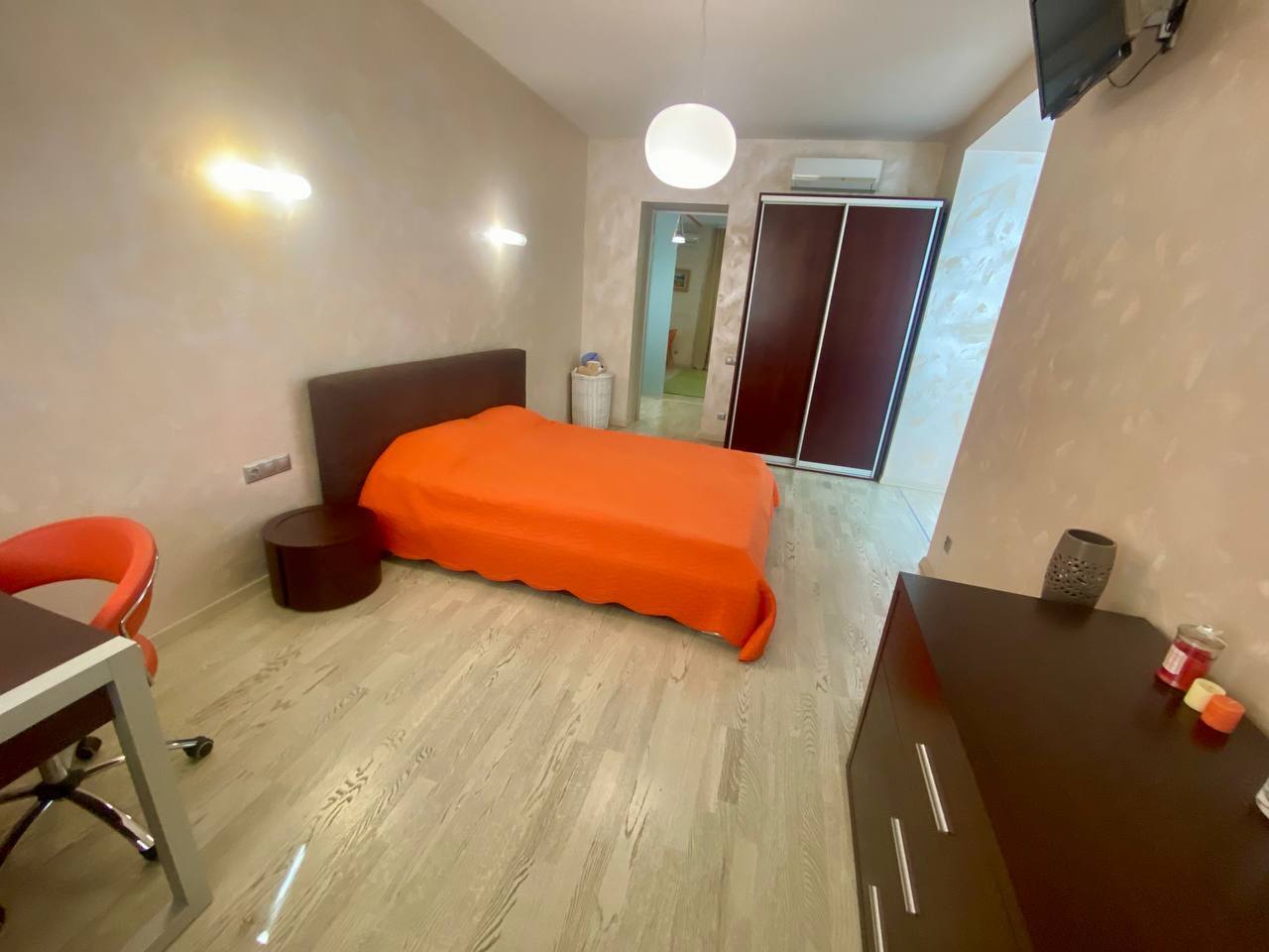 Аренда 2-комнатной квартиры 55 м², Филиппа Орлика ул.