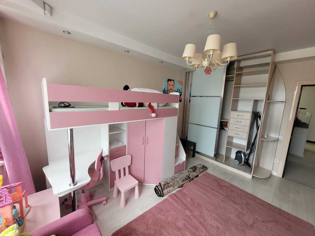 Оренда 3-кімнатної квартири 73 м², Урлівська вул., 40