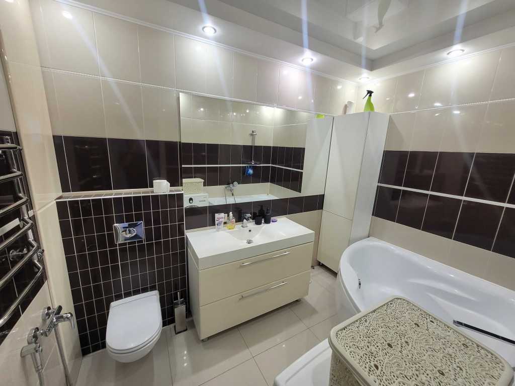 Оренда 3-кімнатної квартири 73 м², Урлівська вул., 40