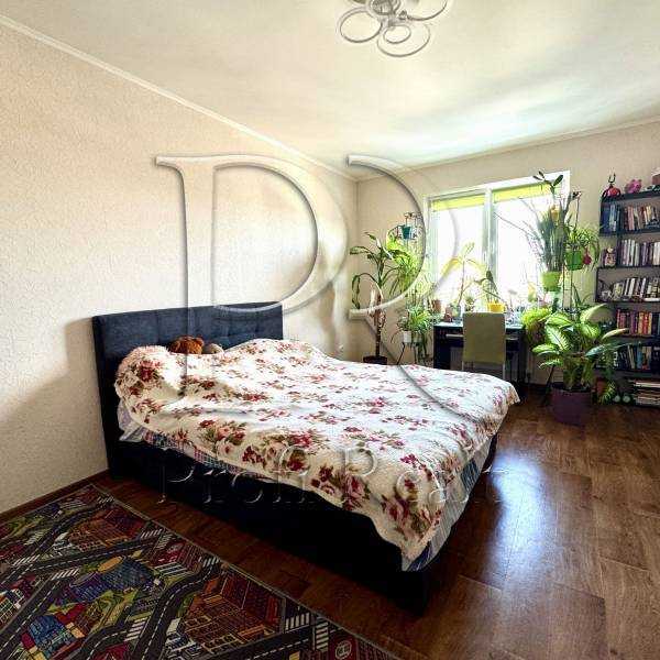Продажа 2-комнатной квартиры 77 м², Балтийский пер., 3