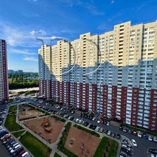 Продажа 2-комнатной квартиры 77 м², Балтийский пер., 3