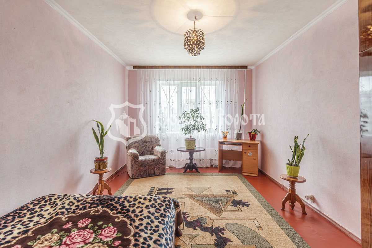 Продажа 3-комнатной квартиры 73.3 м², Сержа Лифаря ул., 17