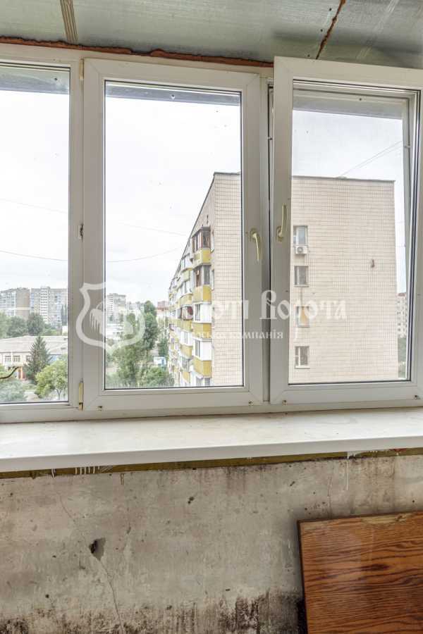 Продажа 3-комнатной квартиры 73.3 м², Сержа Лифаря ул., 17