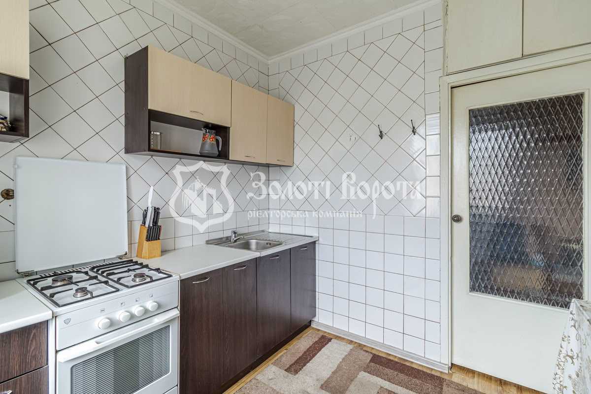 Продажа 3-комнатной квартиры 73.3 м², Сержа Лифаря ул., 17