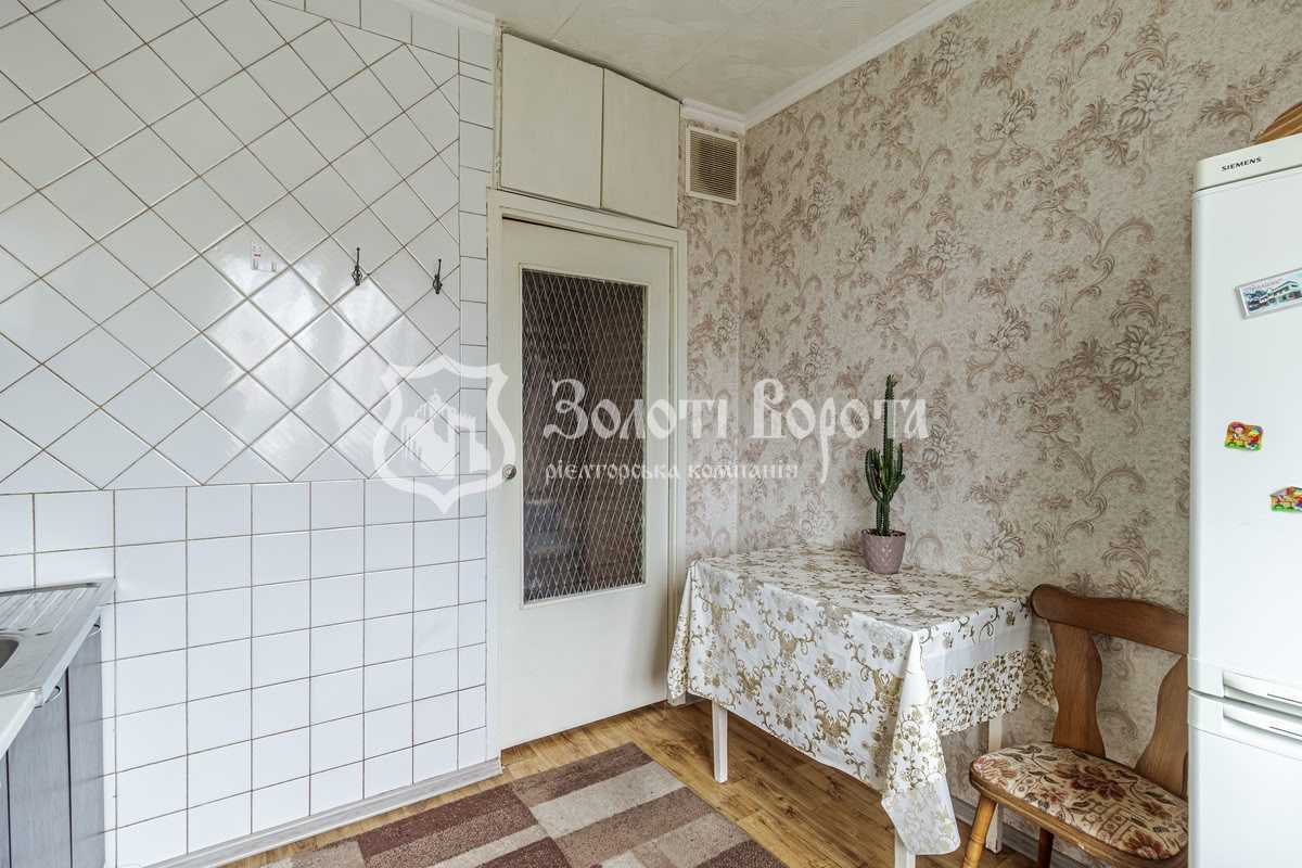 Продажа 3-комнатной квартиры 73.3 м², Сержа Лифаря ул., 17