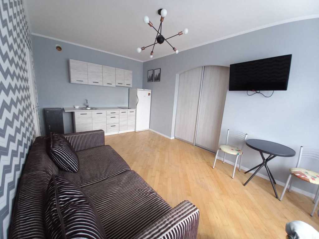 Продаж 2-кімнатної квартири 52.4 м², Харківське шосе, 56