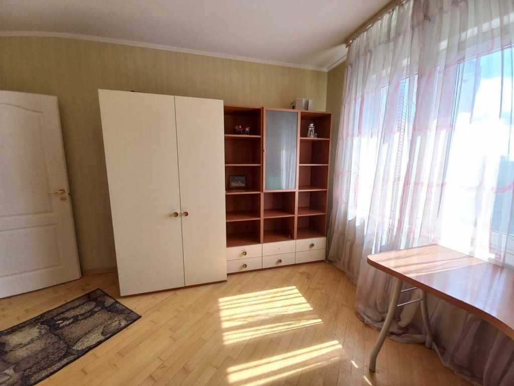 Продаж 2-кімнатної квартири 52.4 м², Харківське шосе, 56