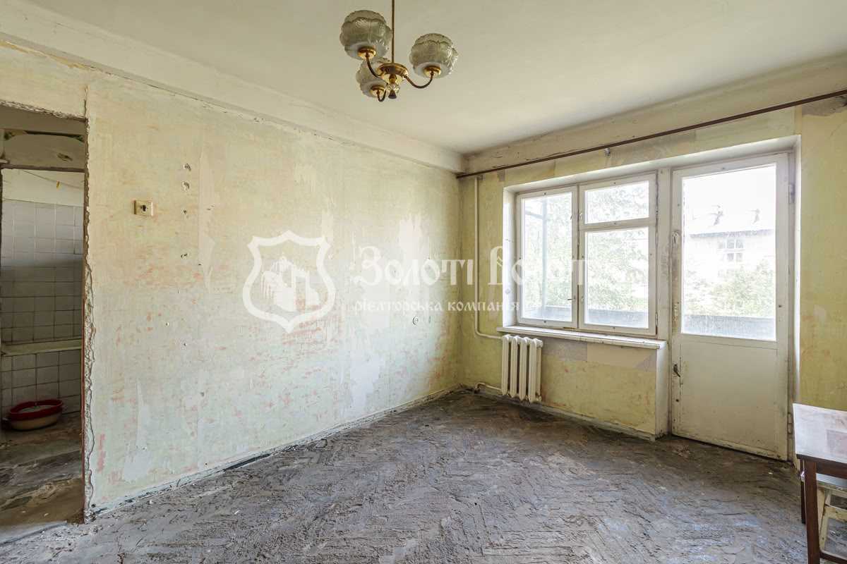Продаж 1-кімнатної квартири 29 м², Будівельників вул., 15