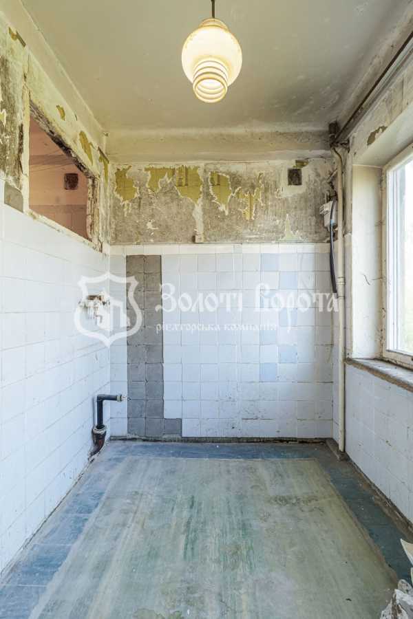 Продаж 1-кімнатної квартири 29 м², Будівельників вул., 15