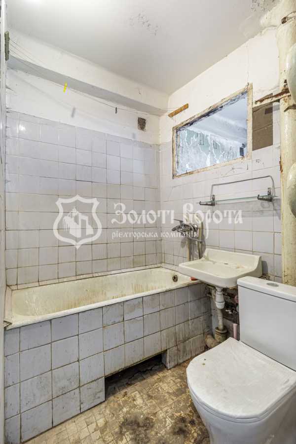 Продаж 1-кімнатної квартири 29 м², Будівельників вул., 15