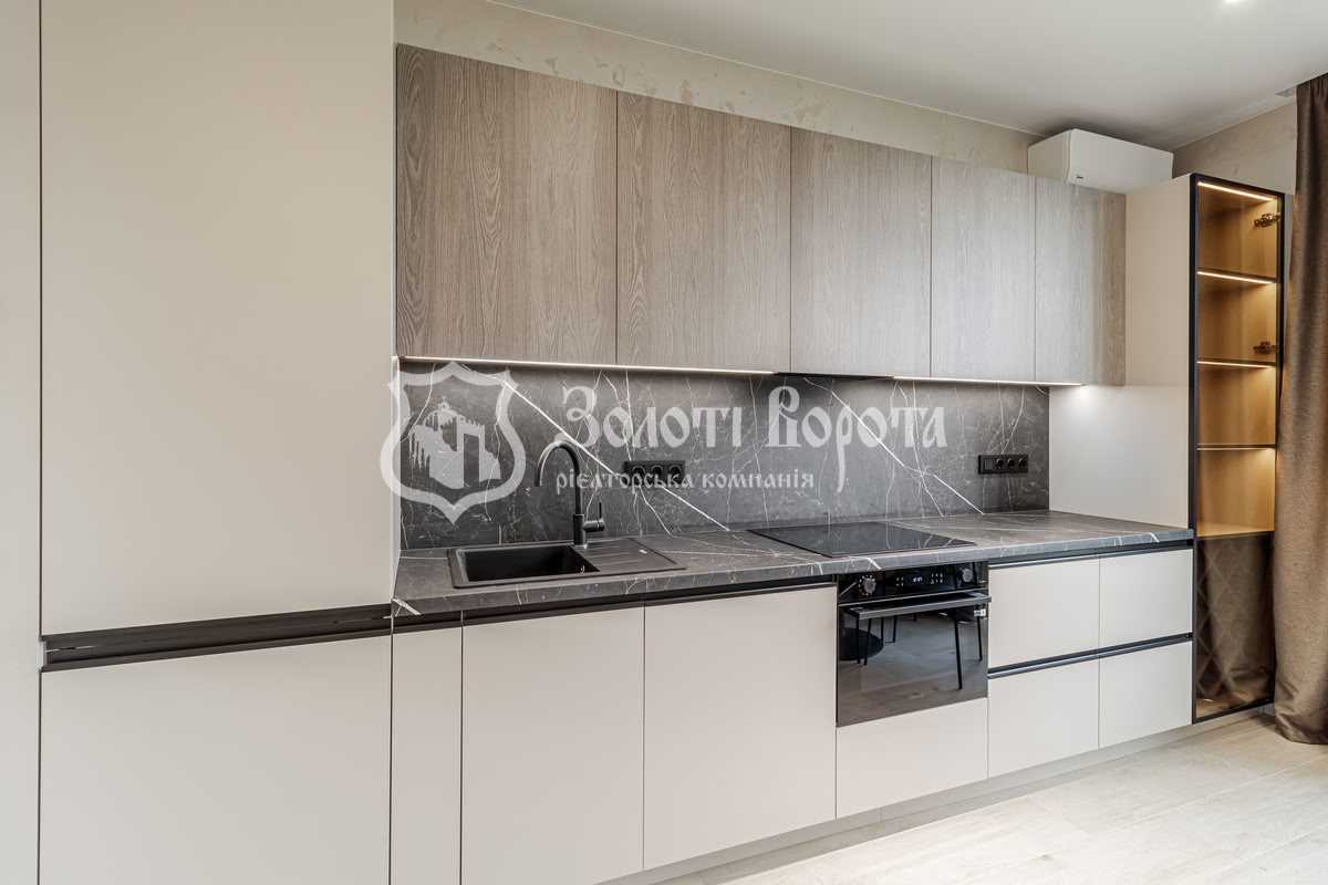 Продажа 1-комнатной квартиры 53.3 м², Шолуденко ул., 30