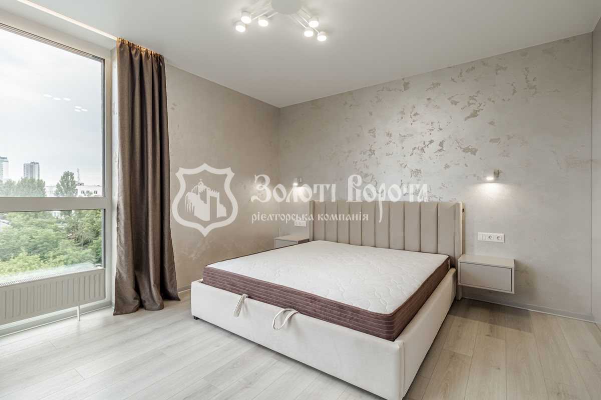 Продажа 1-комнатной квартиры 53.3 м², Шолуденко ул., 30