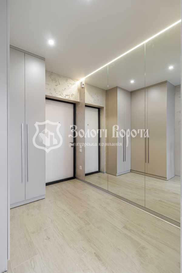Продажа 1-комнатной квартиры 53.3 м², Шолуденко ул., 30