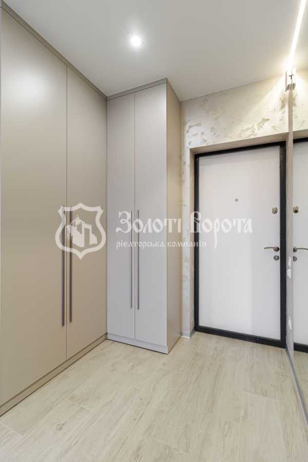 Продажа 1-комнатной квартиры 53.3 м², Шолуденко ул., 30