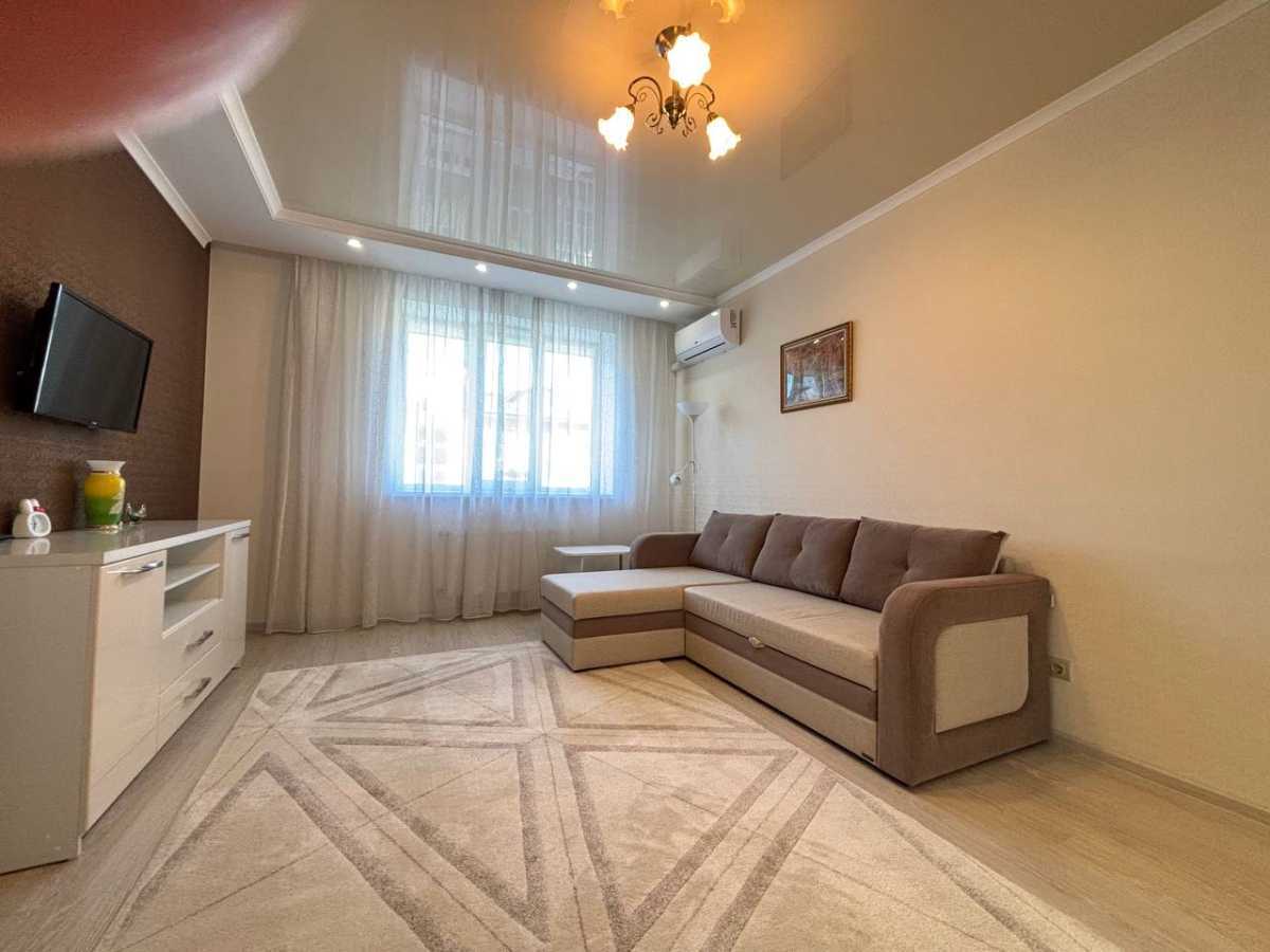 Продаж 1-кімнатної квартири 39 м², Академіка Амосова вул., 22