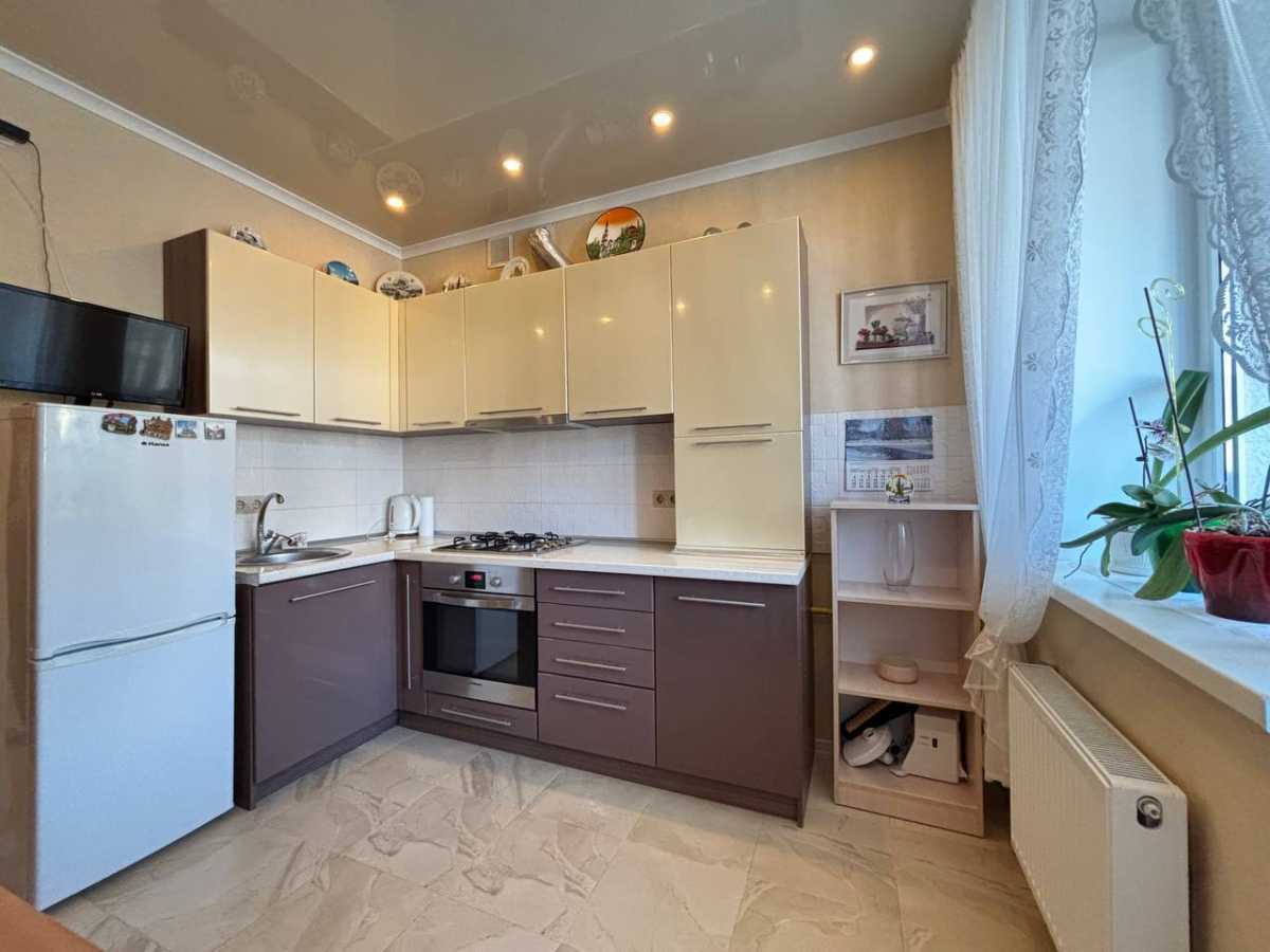 Продаж 1-кімнатної квартири 39 м², Академіка Амосова вул., 22