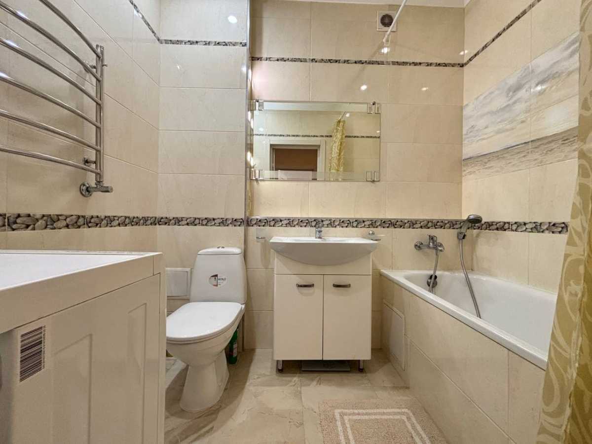 Продаж 1-кімнатної квартири 39 м², Академіка Амосова вул., 22