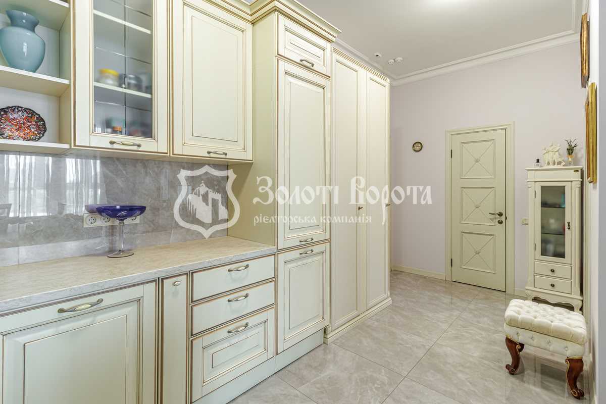 Продаж 2-кімнатної квартири 60 м², Лесі Українки бул., 7В