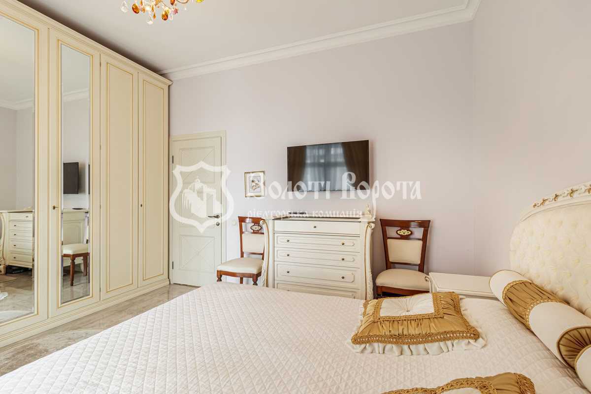 Продаж 2-кімнатної квартири 60 м², Лесі Українки бул., 7В