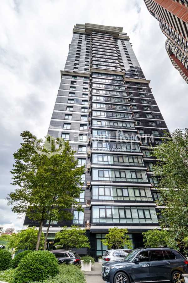 Продаж 2-кімнатної квартири 60 м², Лесі Українки бул., 7В