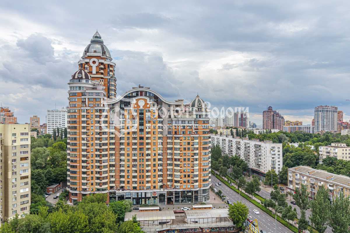 Продаж 2-кімнатної квартири 60 м², Лесі Українки бул., 7В
