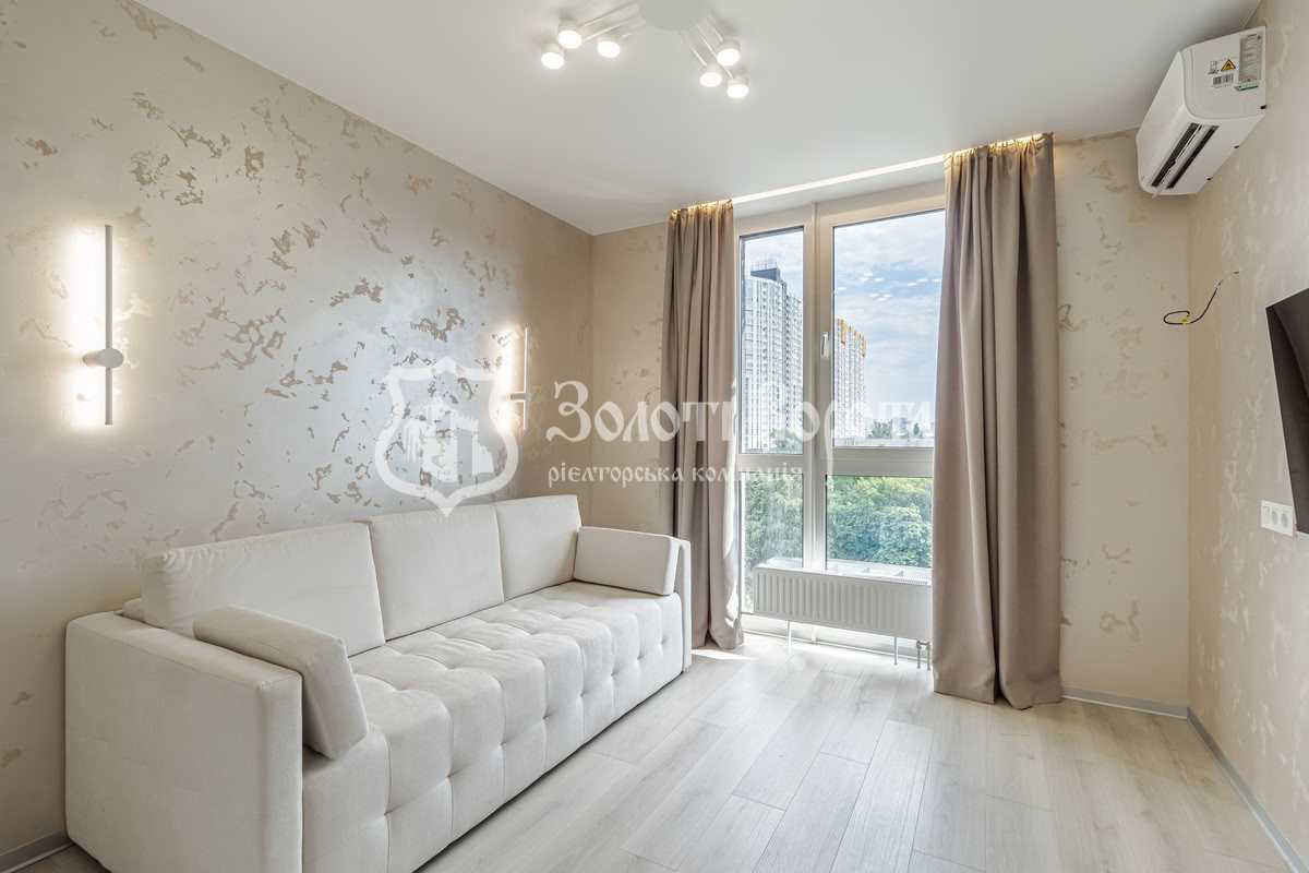 Продажа 2-комнатной квартиры 60 м², Шолуденко ул., 30