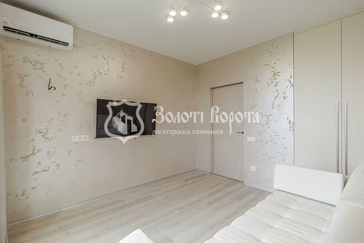 Продажа 2-комнатной квартиры 60 м², Шолуденко ул., 30