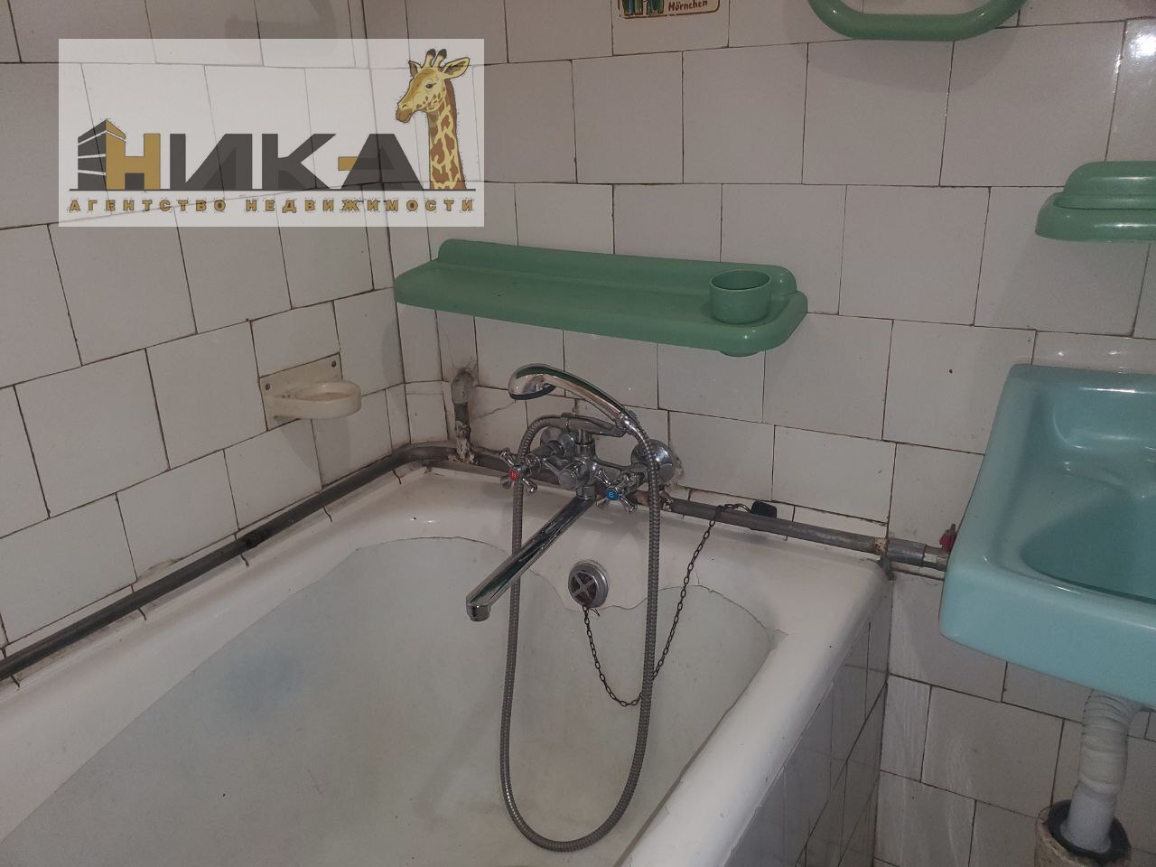Продажа 3-комнатной квартиры 66 м², Сергея Синенко ул.