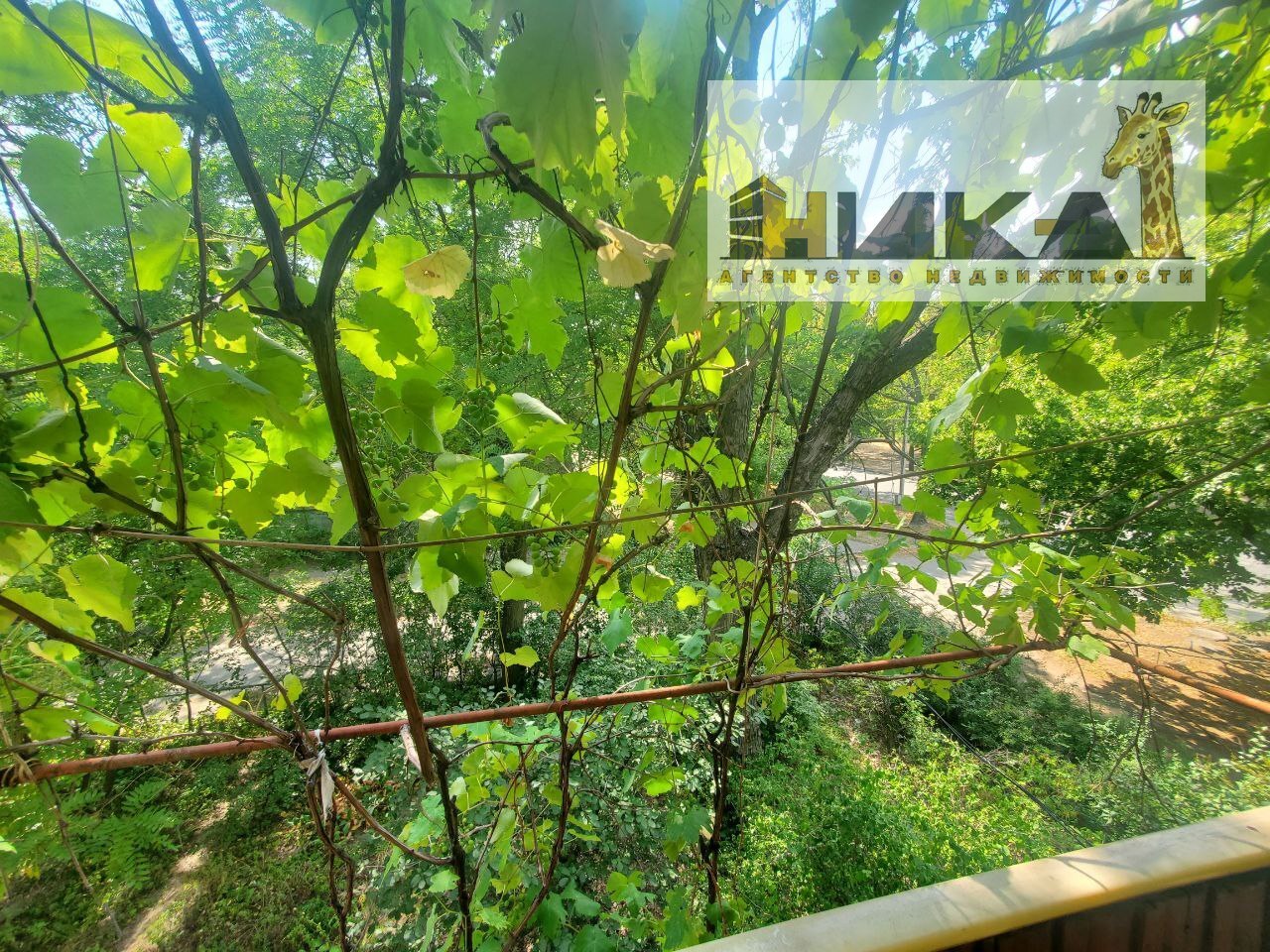 Продажа 3-комнатной квартиры 66 м², Сергея Синенко ул.