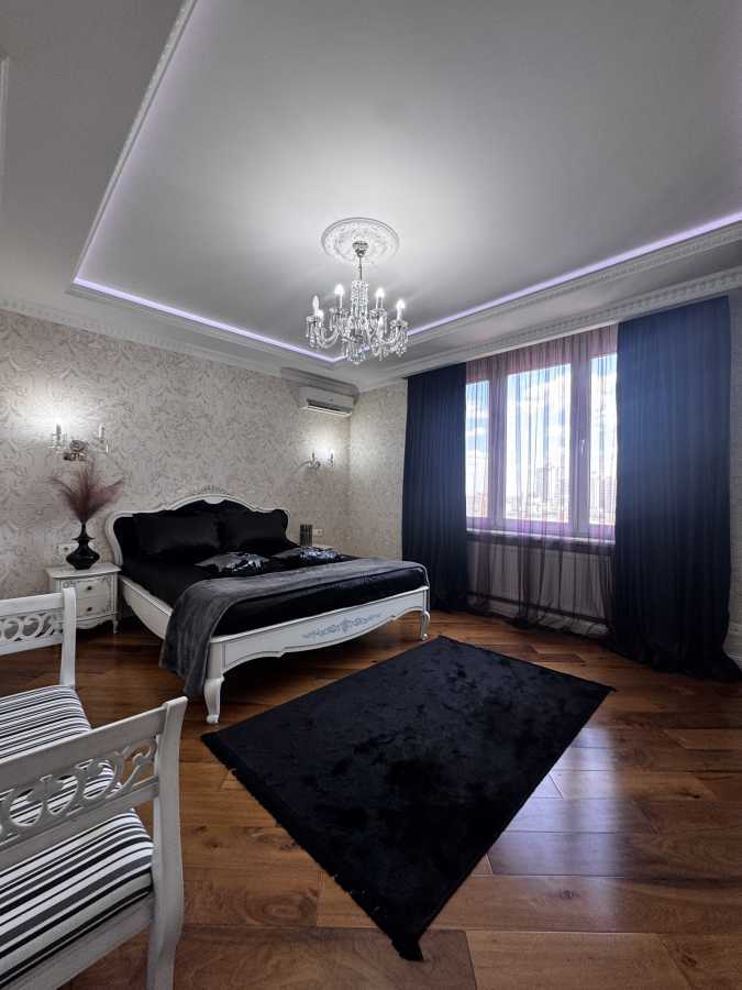 Продажа 4-комнатной квартиры 126 м², Бориса Гмыри ул., 8Б
