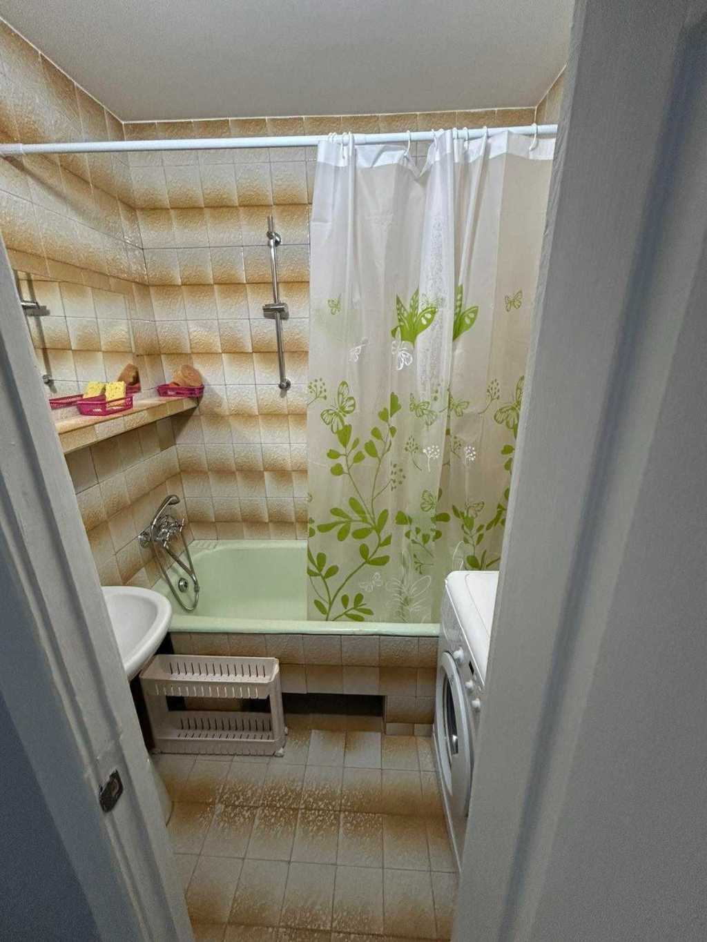 Оренда 2-кімнатної квартири 52 м², Жилянська вул., 55
