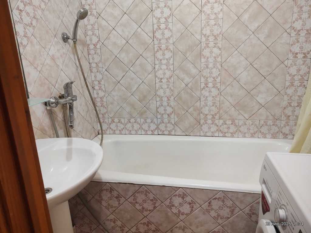 Продаж 2-кімнатної квартири 51.7 м², Вікентія Беретті вул., 12