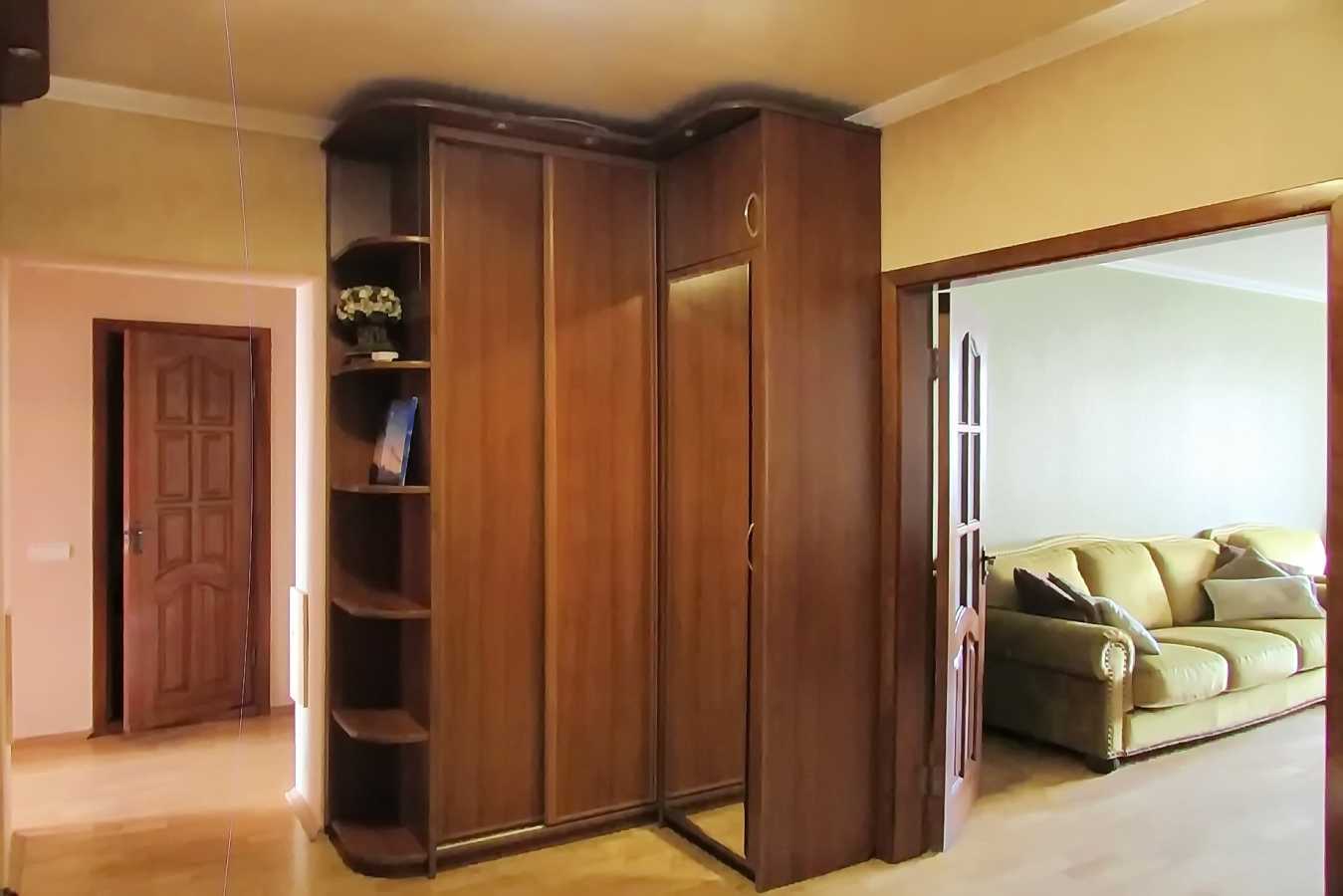 Оренда 3-кімнатної квартири 98 м², Ревуцького вул., 5