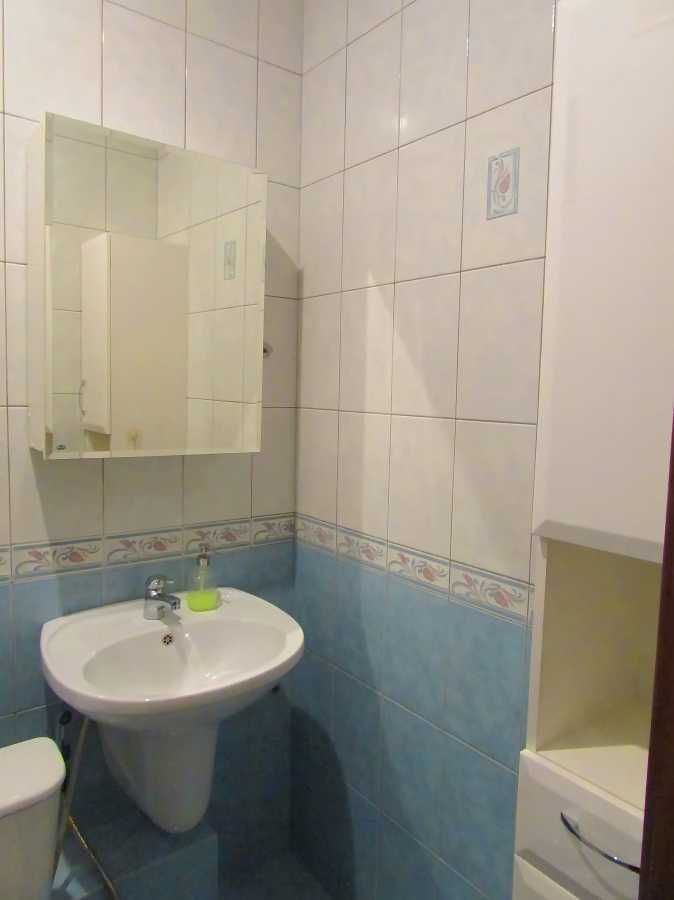 Оренда 3-кімнатної квартири 98 м², Ревуцького вул., 5