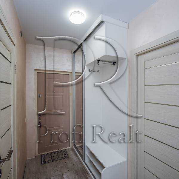 Продаж 1-кімнатної квартири 37 м², Стеценка вул., 75г