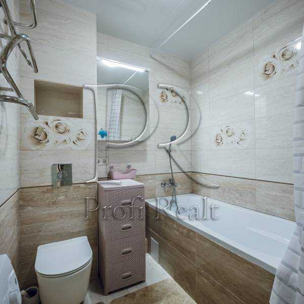 Продаж 1-кімнатної квартири 37 м², Стеценка вул., 75г